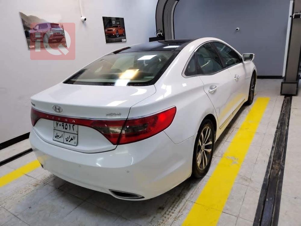 Hyundai Azera